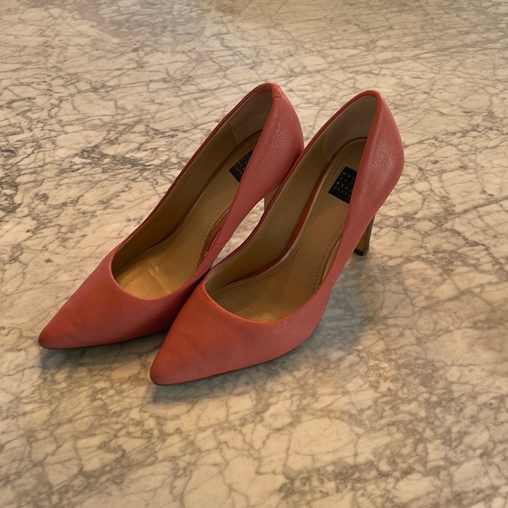 WHBM gently worn pink pumps size 7